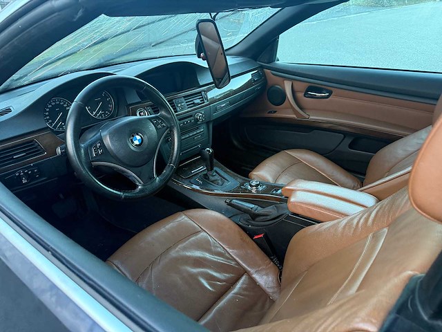 Bmw - 2009 - 320 - cabrio - personenauto - afbeelding 11 van  40