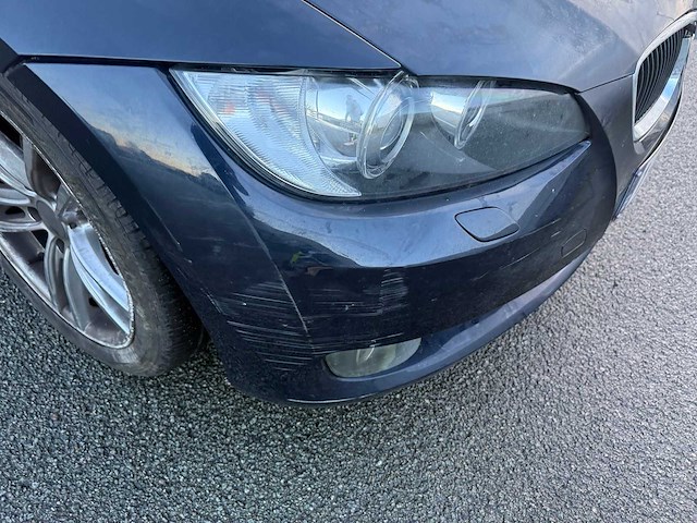 Bmw - 2009 - 320 - cabrio - personenauto - afbeelding 17 van  40