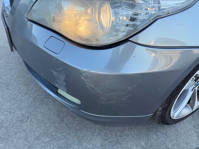 Bmw - 2009 - 520 - sedan - personenauto - afbeelding 13 van  30