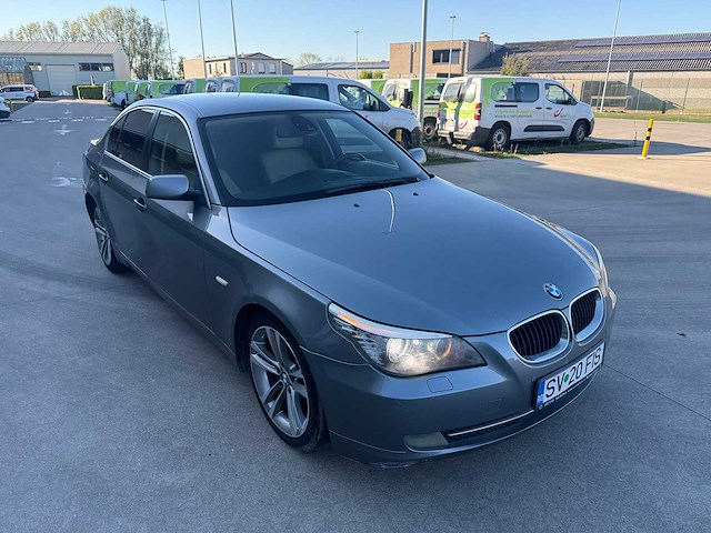 Bmw - 2009 - 520 - sedan - personenauto - afbeelding 30 van  30