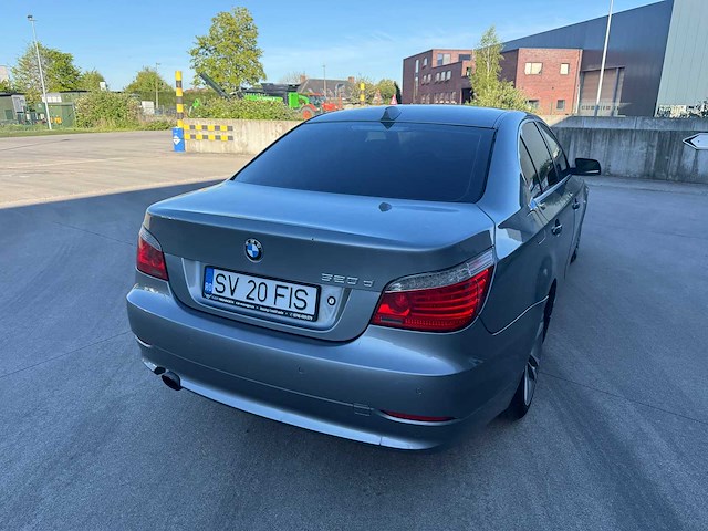 Bmw - 2009 - 520 - sedan - personenauto - afbeelding 5 van  29