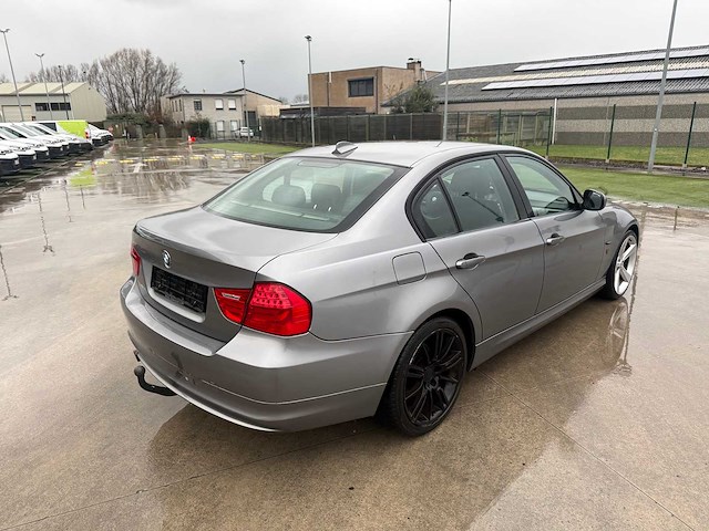 Bmw - 2010 - 316 d - personenwagen - personenauto - afbeelding 3 van  35