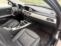 Bmw - 2010 - 316 d - personenwagen - personenauto - afbeelding 18 van  35