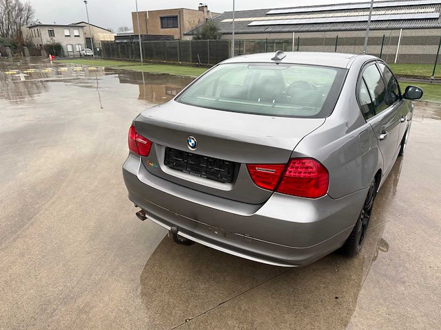 Bmw - 2010 - 316 d - personenwagen - personenauto - afbeelding 5 van  35