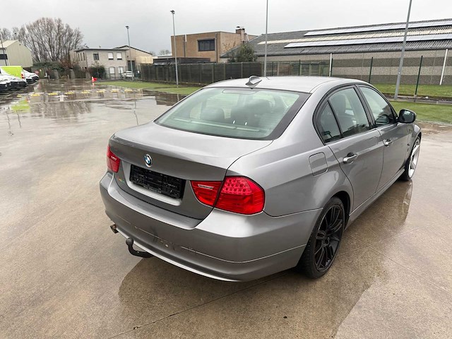 Bmw - 2010 - 316 d - personenwagen - personenauto - afbeelding 4 van  31