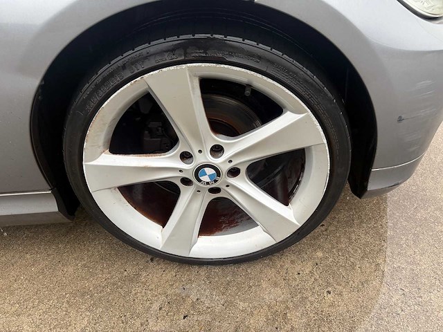 Bmw - 2010 - 316 d - personenwagen - personenauto - afbeelding 13 van  31