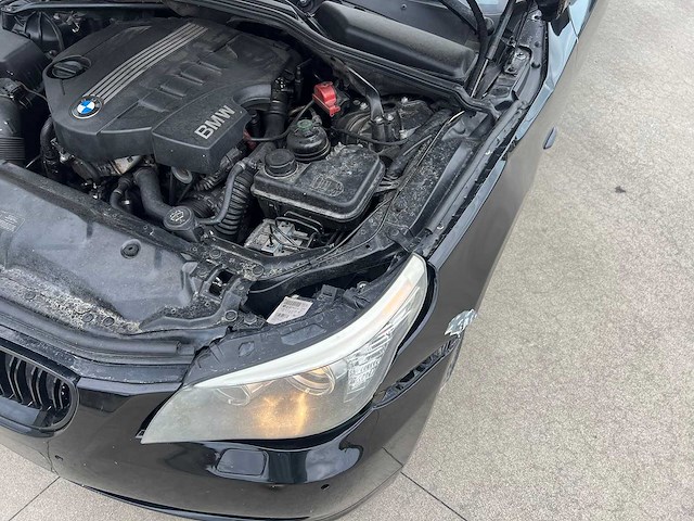 Bmw - 2010 - 520 - break - personenauto - afbeelding 17 van  38