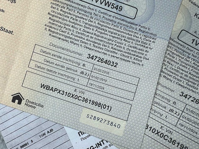 Bmw - 2010 - 520 - break - personenauto - afbeelding 30 van  38