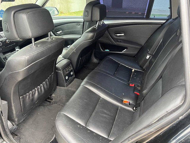 Bmw - 2010 - 520 - break - personenauto - afbeelding 5 van  12