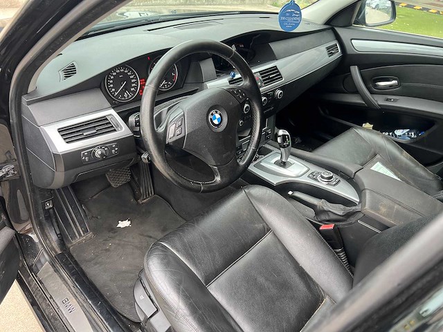 Bmw - 2010 - 520 - break - personenauto - afbeelding 6 van  12