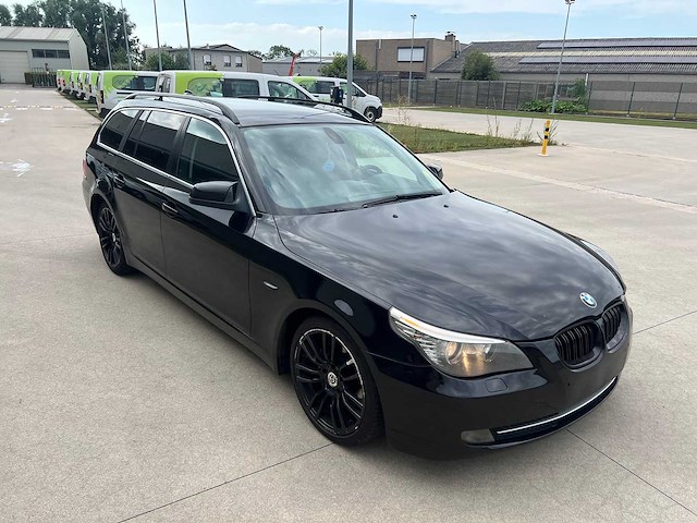 Bmw - 2010 - 520 - break - personenauto - afbeelding 12 van  12