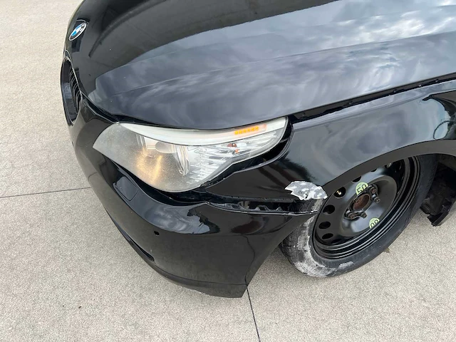 Bmw - 2010 - 520 - break - personenauto - afbeelding 13 van  38