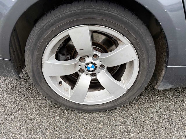 Bmw - 2010 - 520d - personenauto - afbeelding 9 van  28