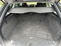 Bmw - 2010 - 520d - personenauto - afbeelding 15 van  28