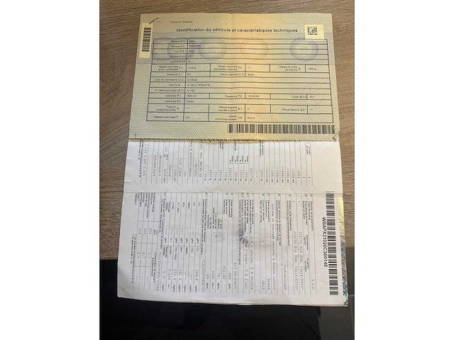 Bmw - 2010 - 520d - personenauto - afbeelding 20 van  28