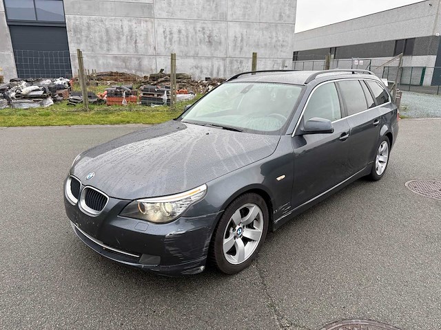 Bmw - 2010 - 520d - personenauto - afbeelding 22 van  28