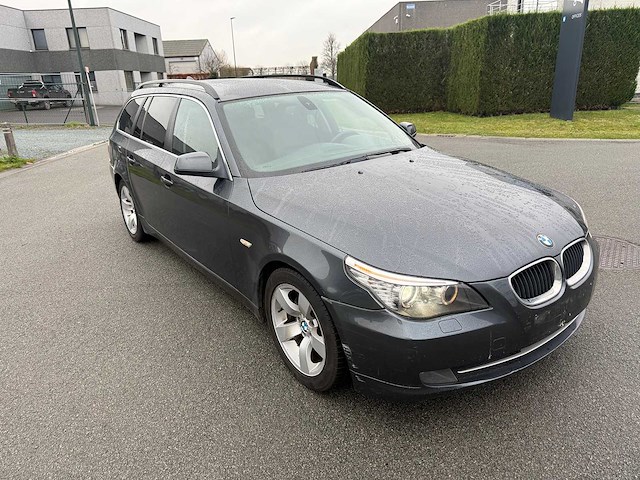 Bmw - 2010 - 520d - personenauto - afbeelding 27 van  28