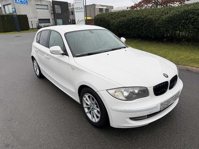 Bmw - 2011 - 116 d - personen - personenauto - afbeelding 22 van  24