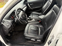 Bmw - 2011 - 116 d - personen - personenauto - afbeelding 9 van  19