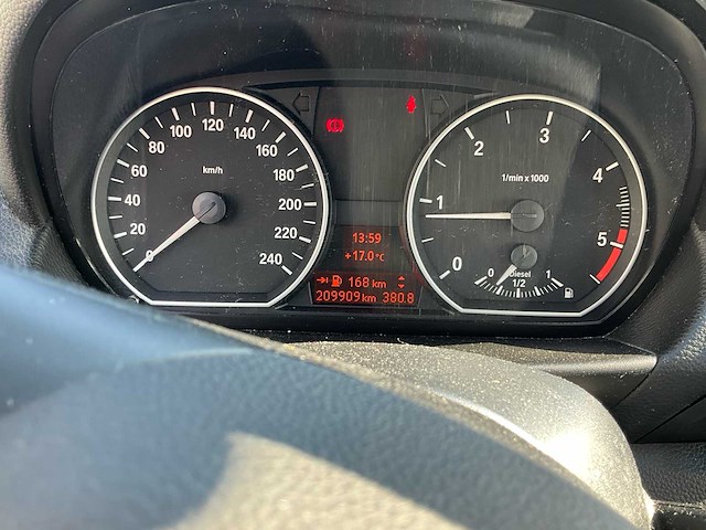 Bmw - 2011 - 118d - personenauto - afbeelding 4 van  23