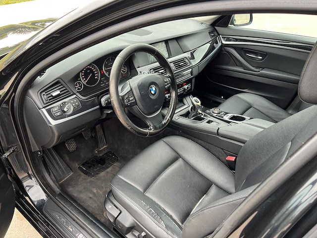 Bmw - 2011 - 520 d - break - personenauto - afbeelding 5 van  21