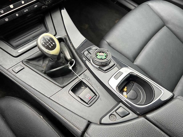 Bmw - 2011 - 520 d - break - personenauto - afbeelding 11 van  21