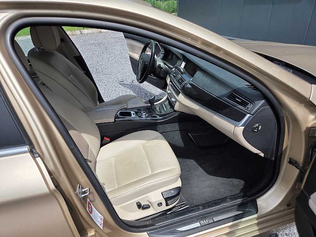 Bmw - 2011 - 520d sedan - personenauto - afbeelding 5 van  19