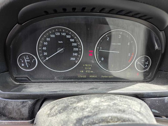 Bmw - 2011 - 520d sedan - personenauto - afbeelding 18 van  19