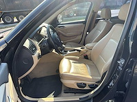 Bmw - 2011 - x1 - personenauto - afbeelding 2 van  24