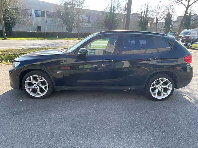 Bmw - 2011 - x1 - personenauto - afbeelding 12 van  24