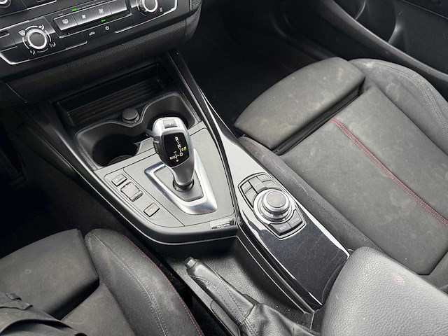 Bmw - 2012 - 118 - personenauto - afbeelding 11 van  19