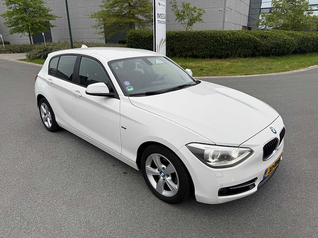 Bmw - 2012 - 118 - personenauto - afbeelding 17 van  19