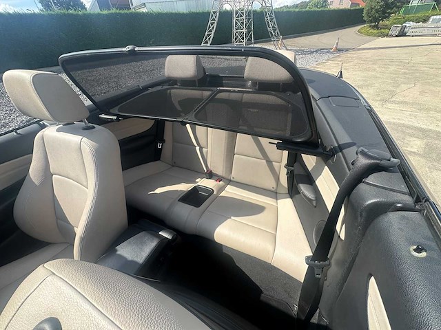 Bmw - 2012 - 118i cabrio - personenauto - afbeelding 7 van  46