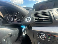 Bmw - 2012 - 118i cabrio - personenauto - afbeelding 13 van  46