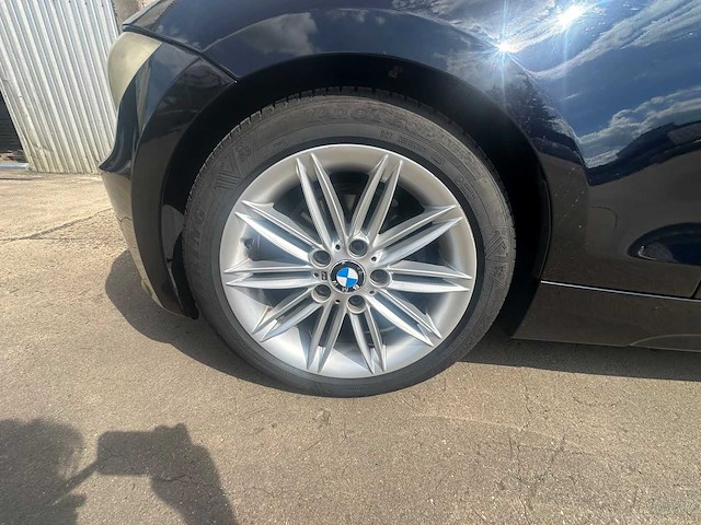 Bmw - 2012 - 118i cabrio - personenauto - afbeelding 19 van  46