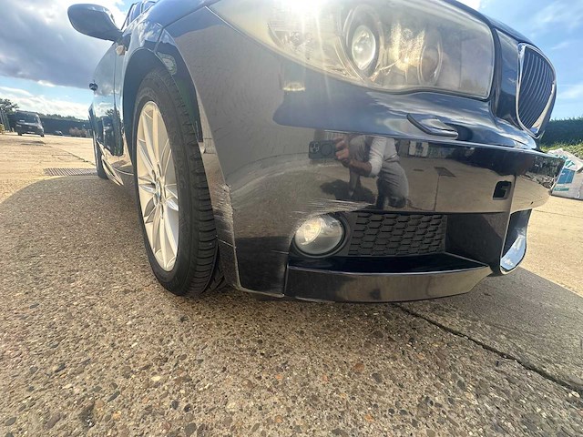 Bmw - 2012 - 118i cabrio - personenauto - afbeelding 22 van  46