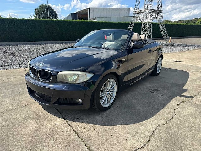 Bmw - 2012 - 118i cabrio - personenauto - afbeelding 12 van  46