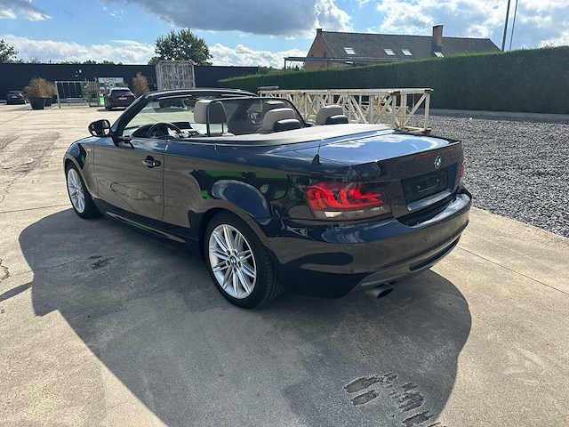 Bmw - 2012 - 118i cabrio - personenauto - afbeelding 42 van  46
