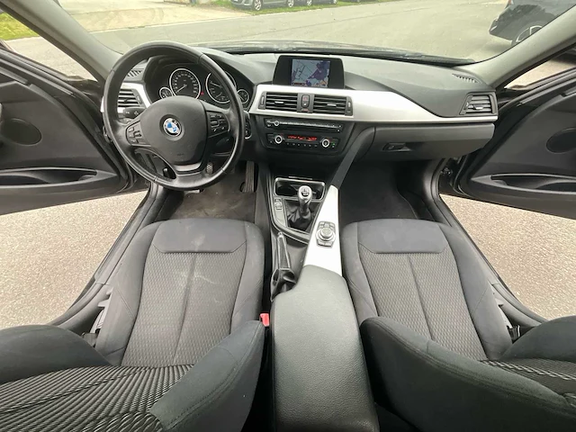 Bmw - 2012 - 316d - sedan - personenauto - afbeelding 5 van  40