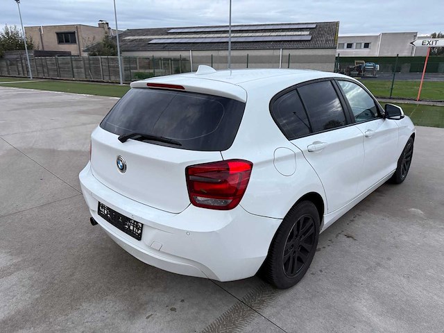 Bmw - 2013 - 114 - personenwagen - personenauto - afbeelding 2 van  20