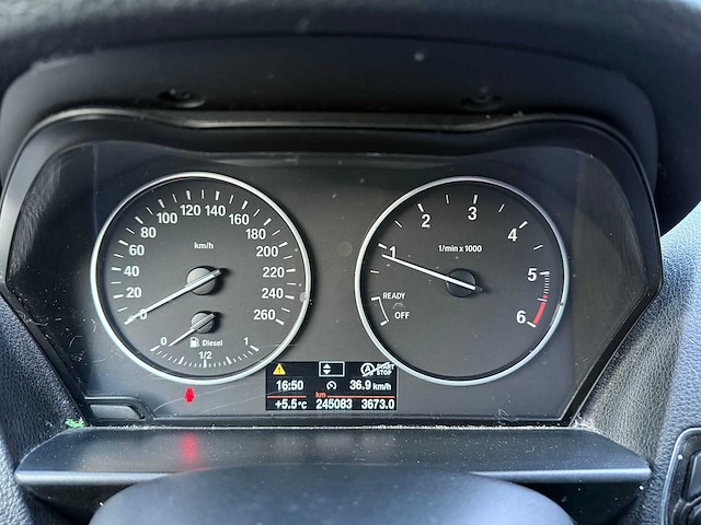 Bmw - 2013 - 116 d - personenauto - afbeelding 18 van  31