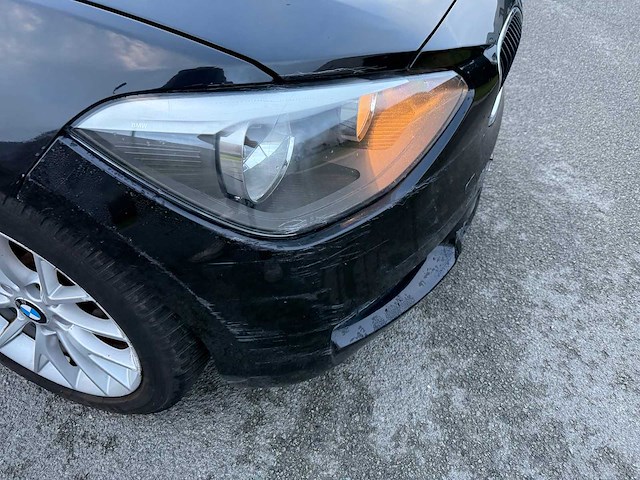 Bmw - 2013 - 116 d - personenauto - afbeelding 30 van  31
