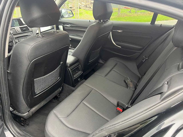 Bmw - 2013 - 118 d - personenauto - afbeelding 8 van  22