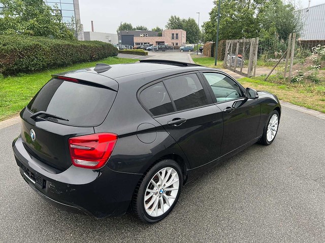 Bmw - 2013 - 118 d - personenauto - afbeelding 17 van  22