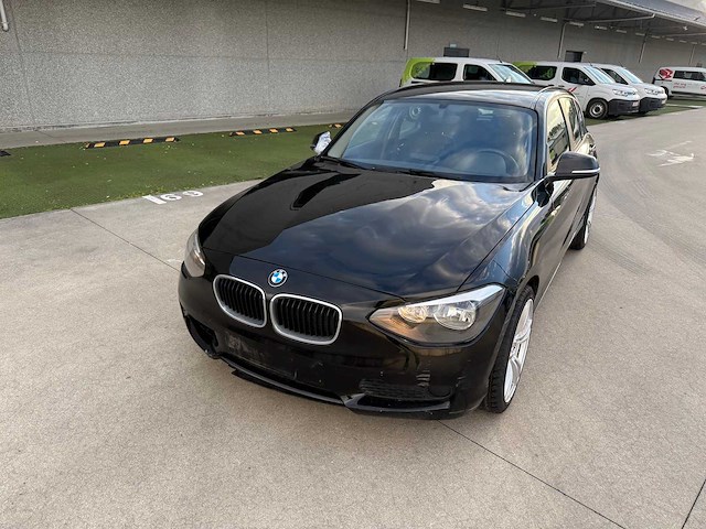 Bmw - 2014 - 114 - personenauto - afbeelding 29 van  33