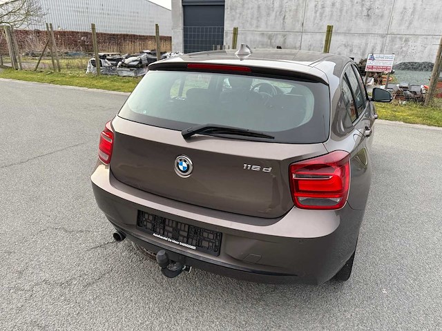 Bmw - 2014 - 116 d - personenauto - afbeelding 4 van  38