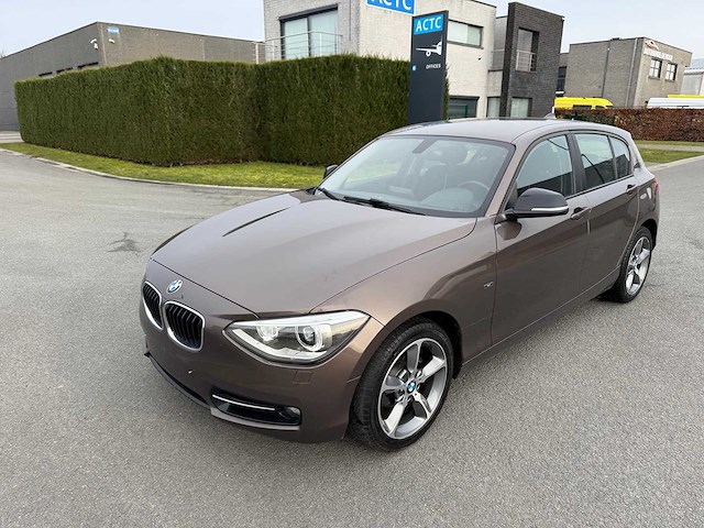 Bmw - 2014 - 116 d - personenauto - afbeelding 34 van  38