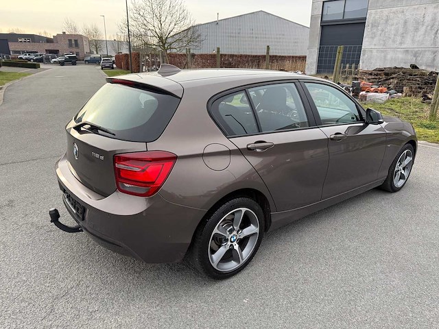Bmw - 2014 - 116 d - personenauto - afbeelding 31 van  38