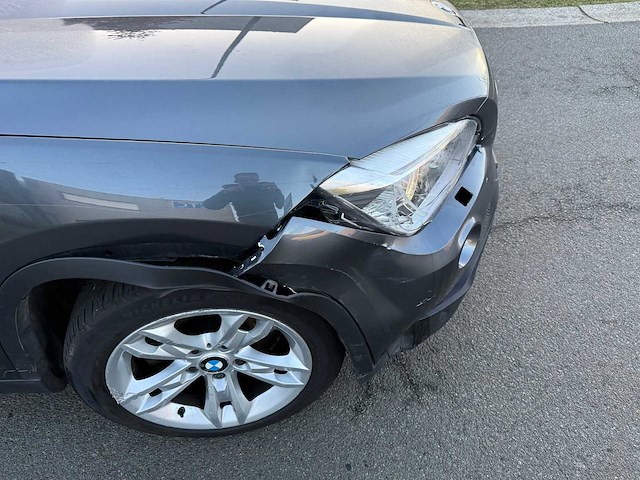 Bmw - 2014 - x1 - personenauto - afbeelding 2 van  24