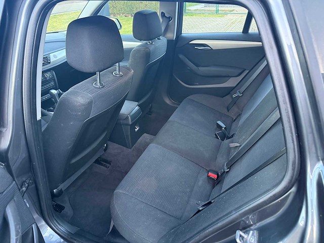 Bmw - 2014 - x1 - personenauto - afbeelding 5 van  24
